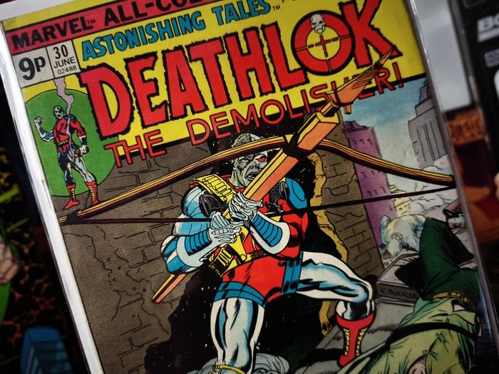 Astonishing Tales ! Deathlok  Issue #30 ! Bronze Age Comic from 1975 ! by Marvel !