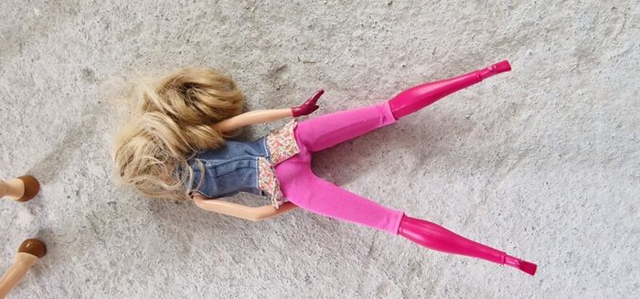 Barbie Saddle 'N Ride Horse and Doll Set