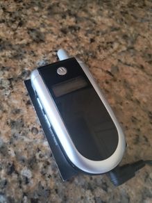 Motorola V180