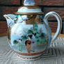 Antique Japanese "Kutani" Teapot Image 4