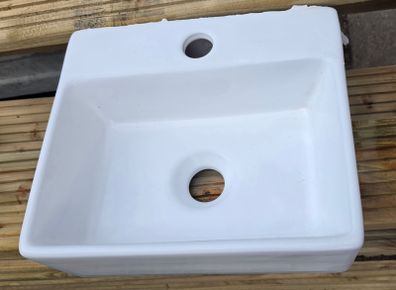 Ceramic Bathroom Wash Basin Sink