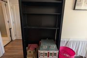 bookshelf