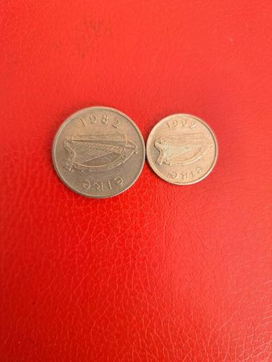 1982 & 1992 Irish 5p