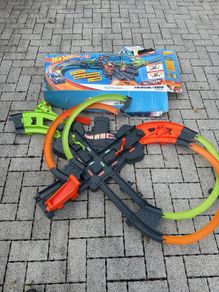 Hot Wheels Colossal Crash