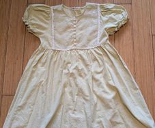 Girls green dress