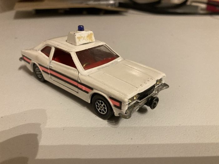 Corgi Ford Cortina