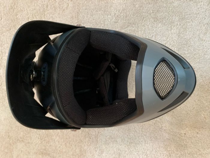 Bell mountain bike helmet