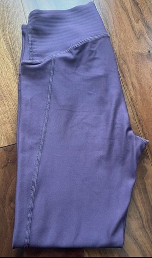 Under Armour mauve purple leggings S