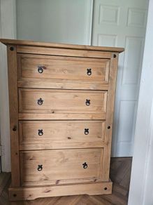 Corona 4 Drawer Chest