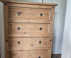 Corona 4 Drawer Chest