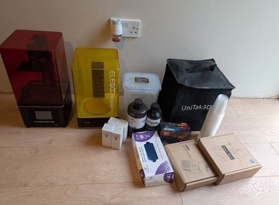 3d printer. Elegoo Mars 2 pro, wash/cure station, accessories