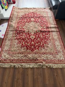 Large Traditional Rug