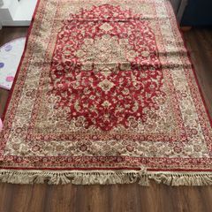 Large Traditional Rug