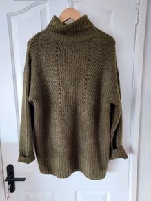 Jumper Size 14 Never Worn