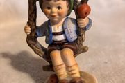 Vintage Goebel Figurine