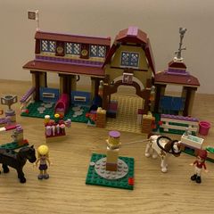 Lego Heartlake Riding Club