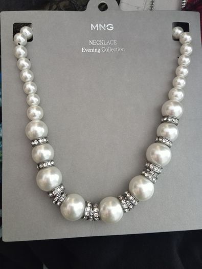 Pearl necklace