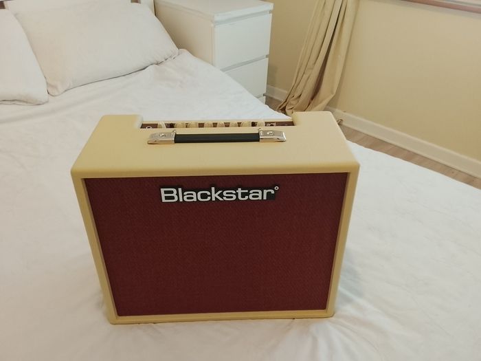 Blackstar Debut 50r