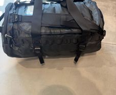 North face medium duffel bag