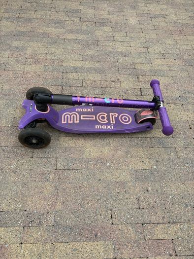MAXI micro scooter