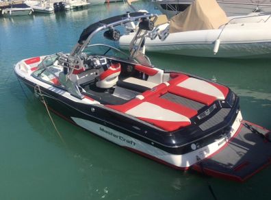 2013 Mastercraft X30 Saltwater Series inc Trailer
