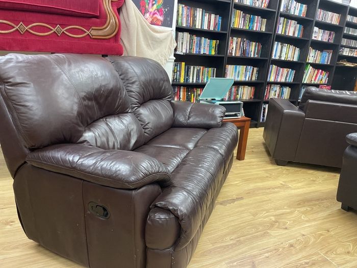 2-Seater Brown Leather Reclining Sofa