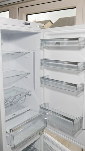 Belling 54cm Frost Free Fridge Freezer BIFF7030E