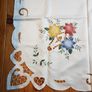 Brand New Portuguese Embroidered Tablecloth and 12 Napkins Image 3