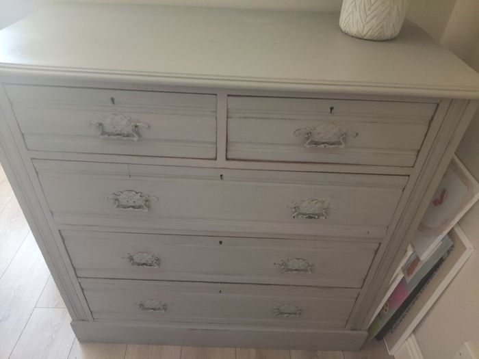 Vintage chest
