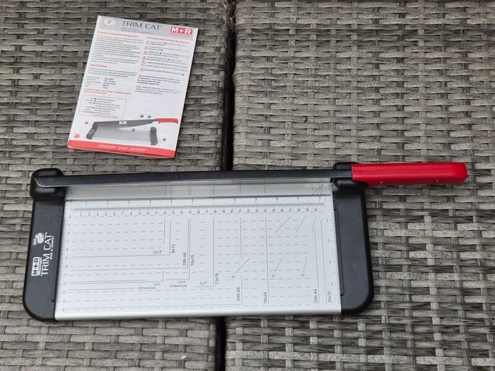 Trim Cat M+R paper cutter