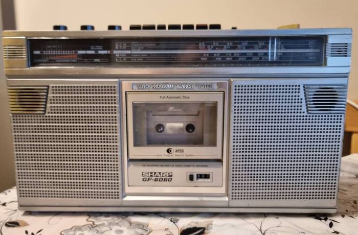 Sharp The Searcher GF-6060/6161, Sharp; Osaka, 1979, good working order.