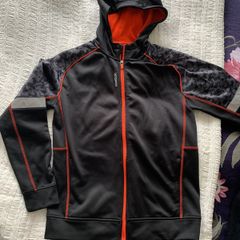 Reebok hoodie size teen L