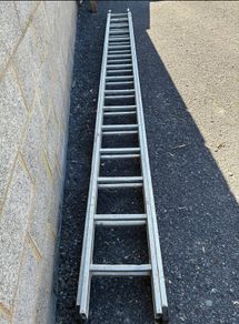 30 Ft Aluminium extendable ladder