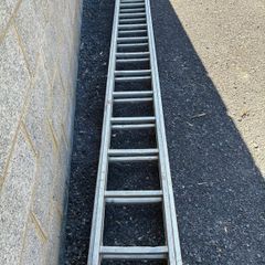 30 Ft Aluminium extendable ladder