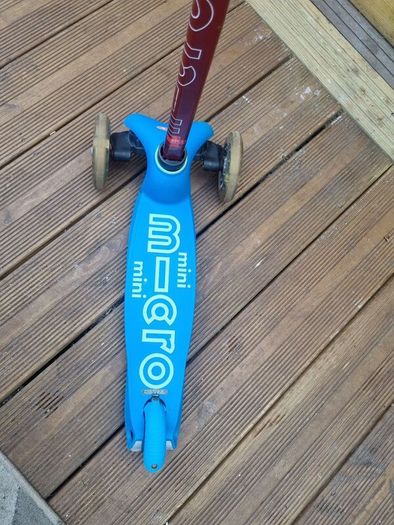 mini micro delux led scooter