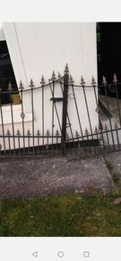 gates