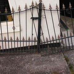 gates