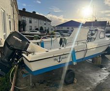 Boat - 16ft