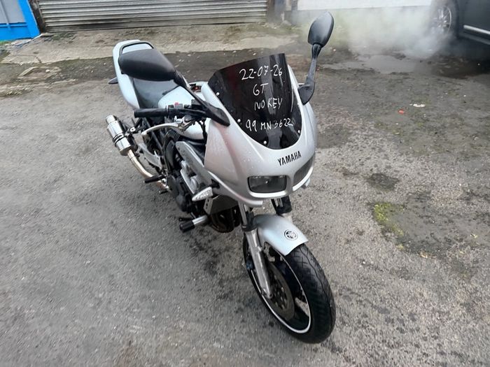 Yamaha Fazer 600