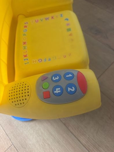 Fisher-Price Laugh & Learn Smart Stages Chair