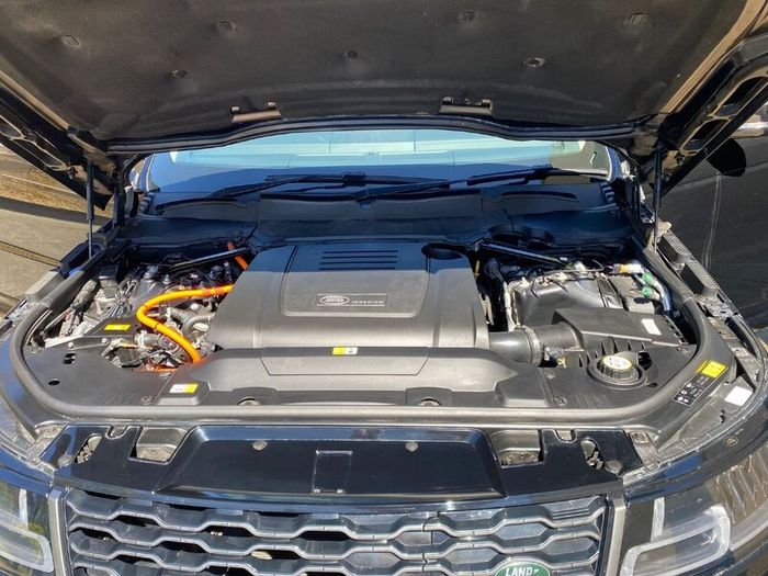 2022 Range Rover Sport P400e HSE Silver Edition