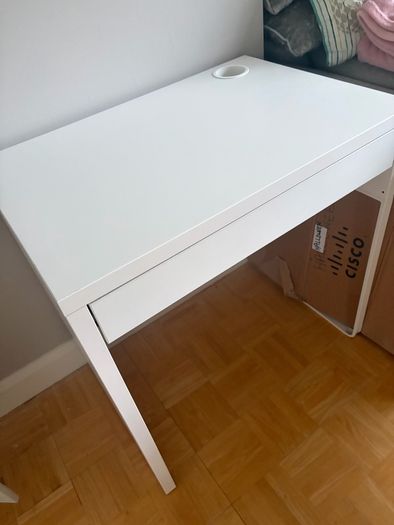 ikea Micke desk