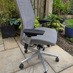 ergonomic office chair