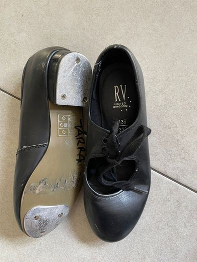 Tap shoes size 13.5