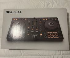Pioneer DDJ-FLX4 DJ Controller