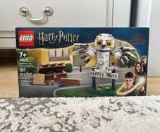 LEGO Harry Potter Hedwig at 4 Privet Drive