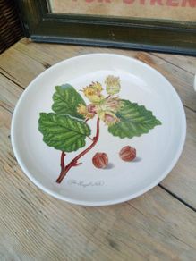 Portmerion,  The Hazelnut, shallow pottery dish