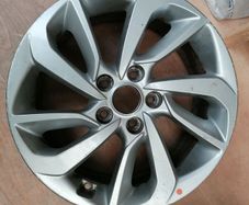 Hyundai Tucson alloy wheels