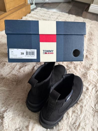 Tommy Jeans Black Chelsea Boots Size 39/6 Chunky Platform