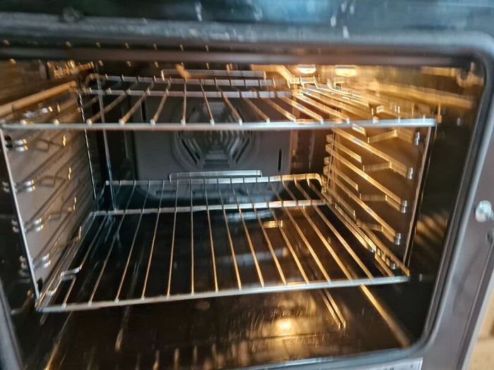 Belling double oven with halogen hob